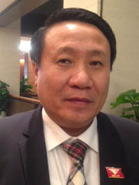 Bên lề quốc hội ảnh 2